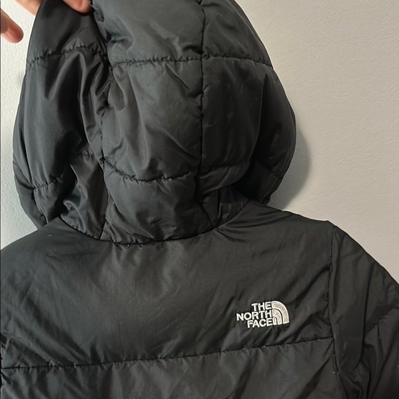 The North Face Black Puffer Jacket - Picture 3 of 5